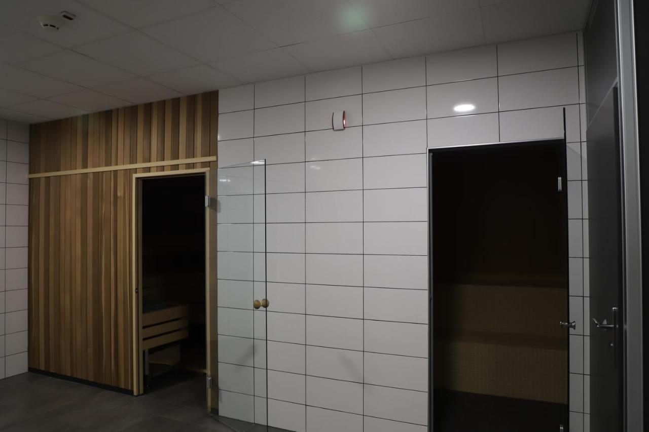 Hotel Sportowy Wolsztyn Ngoại thất bức ảnh