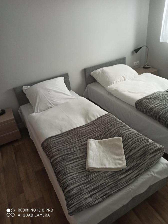 Hotel Sportowy Wolsztyn Ngoại thất bức ảnh
